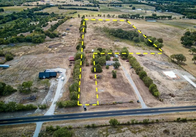 Photo 1 of Land for sale at 1673 Fm 1553 Hwy, Bonham, TX 75418 | MLS# 21396564 | Listing updated on 2026-10-03
