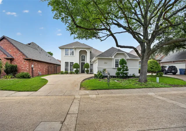 Photo 1 of Single family home for sale at 909 Saint Andrews Pl, De Soto, TX 75115 | MLS# 21402467 | Listing updated on 2026-10-04