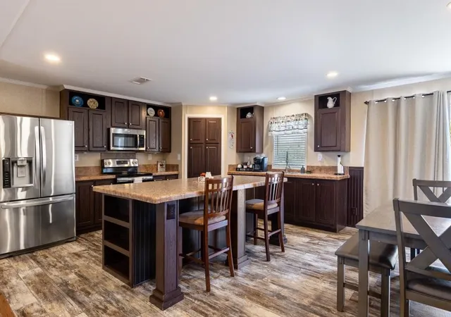 Photo 3 of Manufactured home for sale at 2418 Fm 151, Whitewright, TX 75491 | MLS# 21401613 | Listing updated on 2026-10-05