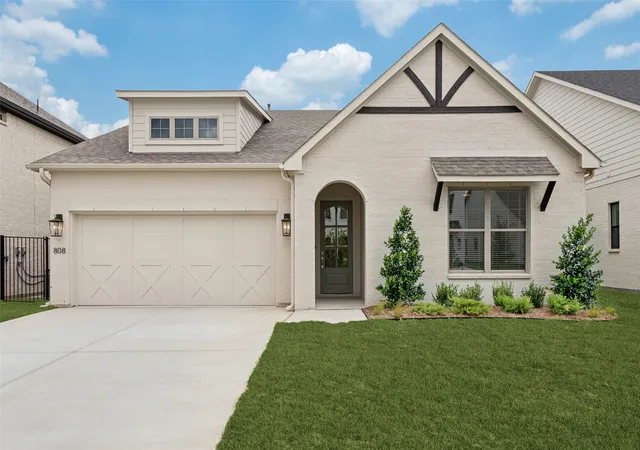 Photo 1 of Single family home for sale at 808 Mallard Dr, Aledo, TX 76008 | MLS# 21402473 | Listing updated on 2026-10-04