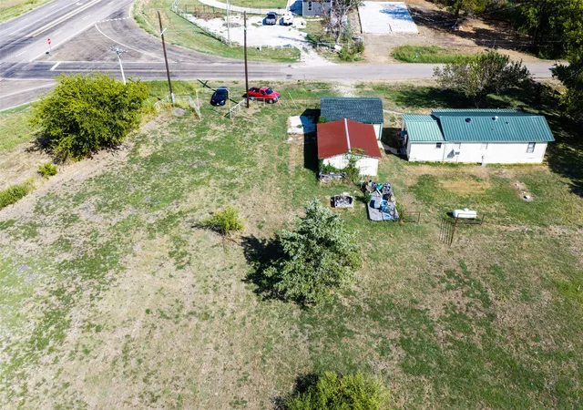 Photo 3 of Single family home for sale at 80 County Rd 1118, Caddo Mills, TX 75135 | MLS# 21402448 | Listing updated on 2026-10-03