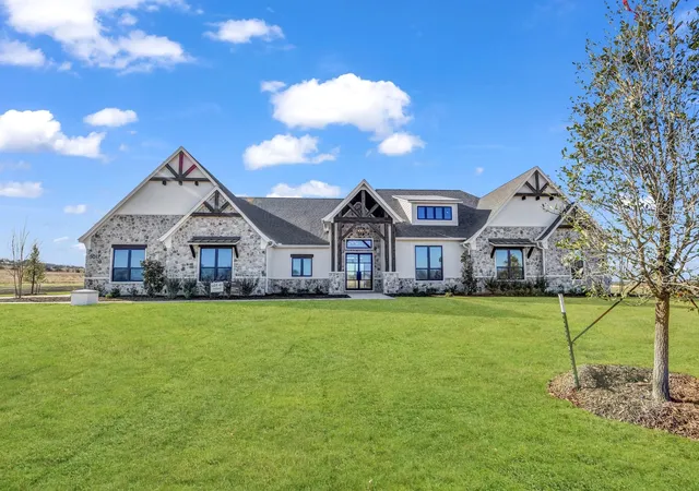 Photo 2 of Single family home for sale at 5017 Frost Crk, Aledo, TX 76008 | MLS# 21402599 | Listing updated on 2026-10-08