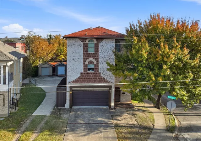 Single family home for sale at 5102 Mission Ave #5102B, Dallas, TX 75206 | MLS# 21383957 | Listing updated on 2026-10-09