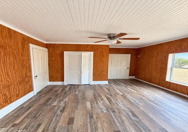 Photo 3 of Single family home for sale at 410 Vine St, Dublin, TX 76446 | MLS# 21402107 | Listing updated on 2026-10-08