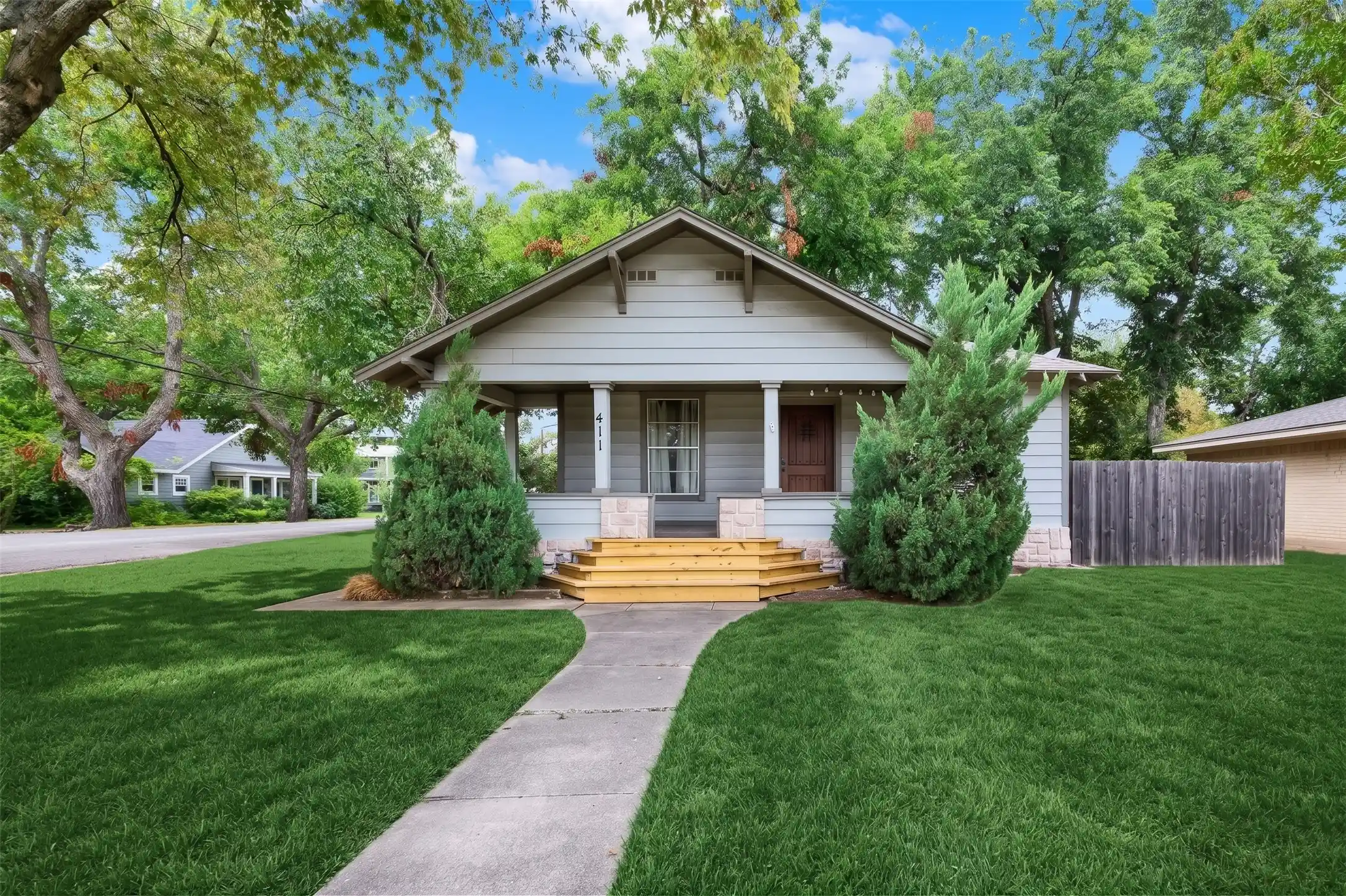 Photo 1 of Sale Pending at 411 S Colorado St, Celina, TX 75009 | MLS# 21398706 | Listing updated on 2026-10-28