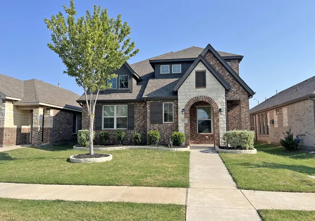 Photo 1 of Single family home for sale at 1117 Milfoil Dr, Justin, TX 76247 | MLS# 21401335 | Listing updated on 2026-10-03