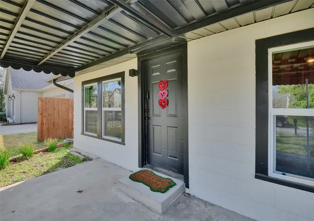 Photo 2 of Single family home for sale at 5117 Slate St, Fort Worth, TX 76114 | MLS# 21402698 | Listing updated on 2026-10-05