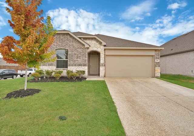 Photo 1 of Single family home for sale at 605 Freed Dr, Rockwall, TX 75087 | MLS# 21398279 | Listing updated on 2026-10-05
