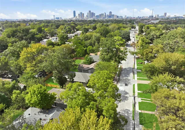 Photo 2 of Single family home for sale at 3621 Meyers St, Dallas, TX 75215 | MLS# 21400094 | Listing updated on 2026-10-09