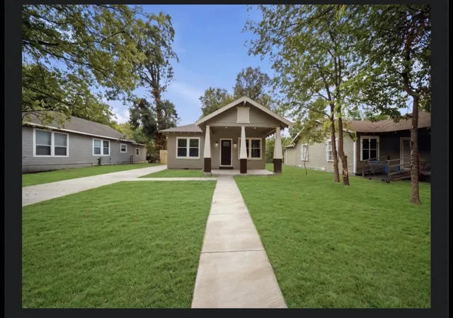 Photo 3 of Single family home for sale at 3621 Meyers St, Dallas, TX 75215 | MLS# 21400094 | Listing updated on 2026-10-09
