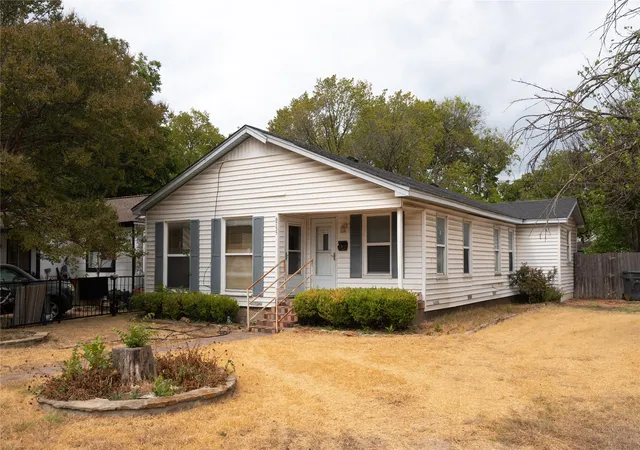 Photo 1 of Single family home for sale at 6735 Woodard Ave, Dallas, TX 75227 | MLS# 21402386 | Listing updated on 2026-10-03