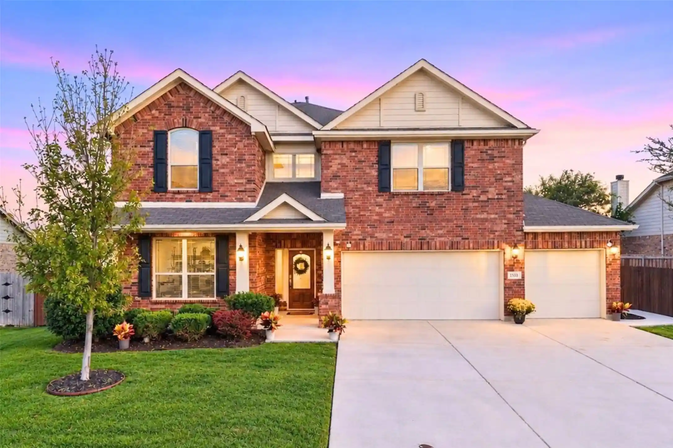 Photo 1 of Single family home for sale at 1533 Fallingwater Trl, Haslet, TX 76052 | MLS# 21321010 | Listing updated on 2026-10-24