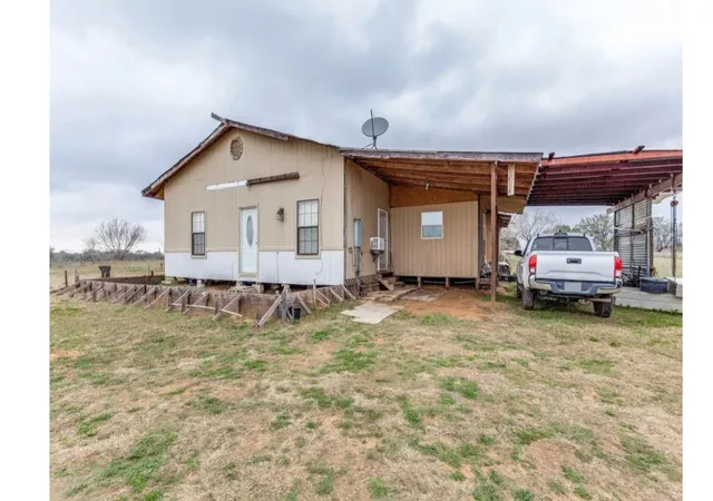 Photo 1 of Single family home for sale at 1619 County Rd 7711, Devine, TX 78016 | MLS# 21402771 | Listing updated on 2026-10-09