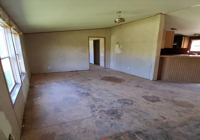 Photo 3 of Manufactured home for sale at 306 South St, Teague, TX 75860 | MLS# 21394321 | Listing updated on 2026-10-03
