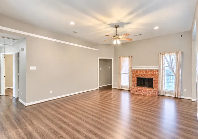 Photo 2 of Single family home for sale at 1922 Cutler Dr, Mesquite, TX 75149 | MLS# 21402791 | Listing updated on 2026-10-05