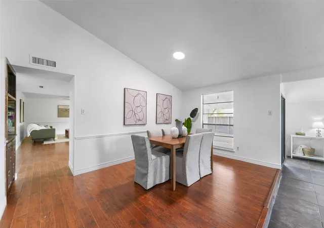 Photo 4 of Single family home for sale at 1515 Cherokee Trl, Plano, TX 75023 | MLS# 21393809 | Listing updated on 2026-10-03