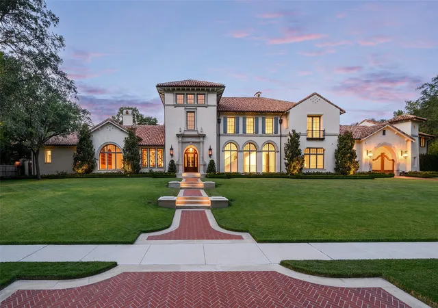 Photo 1 of Mansion for sale at 4400 Belfort Pl, Dallas, TX 75205 | MLS# 21389912 | Listing updated on 2026-10-08