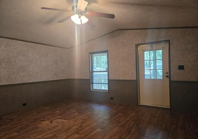 Photo 4 of Manufactured home for sale at 174 Maple Ave, Streetman, TX 75859 | MLS# 21402831 | Listing updated on 2026-10-28