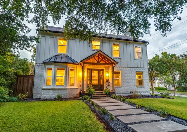 Photo 1 of Single family home for sale at 5931 Kenwood Ave, Dallas, TX 75206 | MLS# 21401400 | Listing updated on 2026-10-10