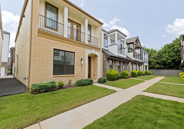 Photo 2 of Single family home for sale at 8117 Radnor Rd, Dallas, TX 75231 | MLS# 21402834 | Listing updated on 2026-10-06
