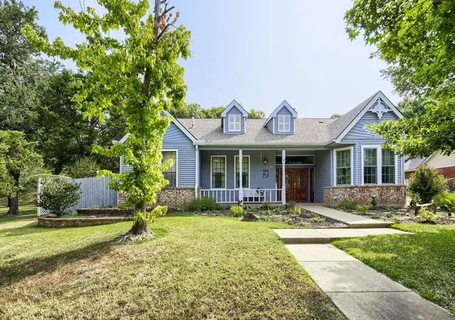 Photo 1 of Single family home for sale at 1538 Highland Rd, Dallas, TX 75218 | MLS# 21400320 | Listing updated on 2026-10-10