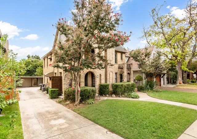 Photo 2 of Multi family home for sale at 5740 Goodwin Ave, Dallas, TX 75206 | MLS# 21402278 | Listing updated on 2026-10-06
