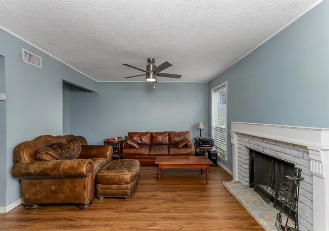 Photo 2 of Townhouse for sale at 1402 S Carrier Pkwy #309, Grand Prairie, TX 75051 | MLS# 21402623 | Listing updated on 2026-10-04