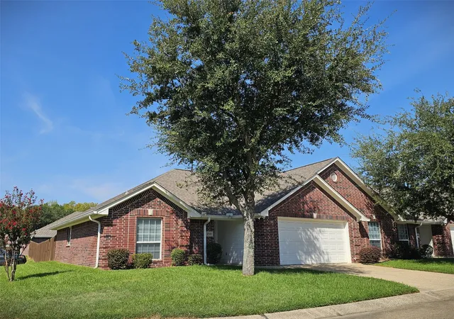 Photo 1 of Condo for sale at 1521 Rice Rd #Z-101, Tyler, TX 75703 | MLS# 21400810 | Listing updated on 2026-10-04