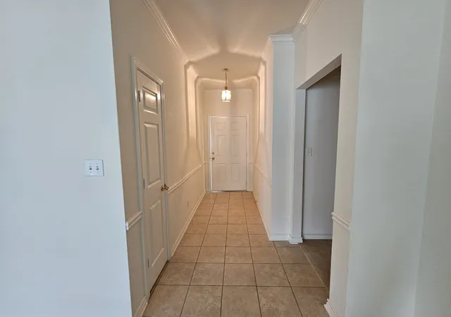 Photo 2 of Condo for sale at 1521 Rice Rd #Z-101, Tyler, TX 75703 | MLS# 21400810 | Listing updated on 2026-10-04