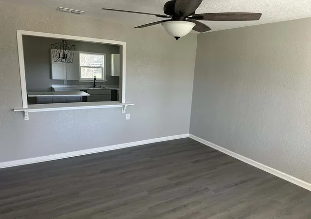 Photo 3 of Single family home for sale at 124 Ida St, Beckville, TX 75631 | MLS# 21402981 | Listing updated on 2026-10-04