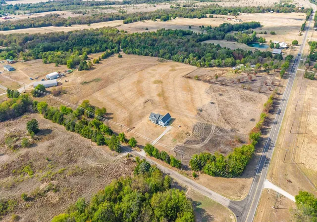 Photo 3 of Single family home for sale at 3971 Rs County Rd 1605, Lone Oak, TX 75453 | MLS# 21402984 | Listing updated on 2026-10-04