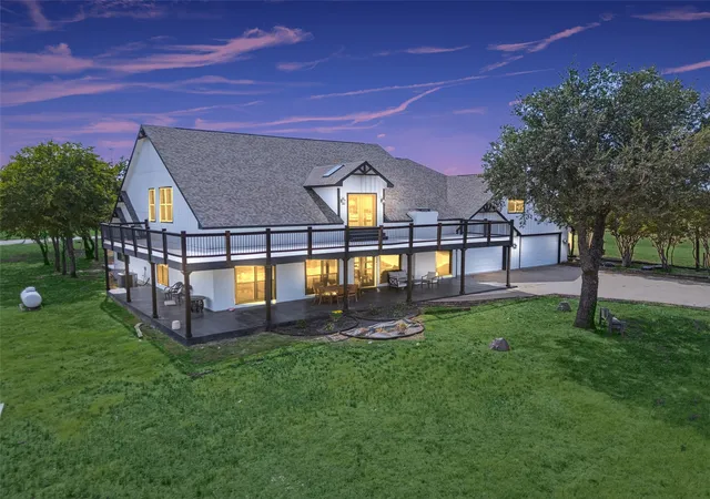 Photo 1 of Mansion for sale at 7617 Sky Rd, Godley, TX 76044 | MLS# 21402992 | Listing updated on 2026-10-04