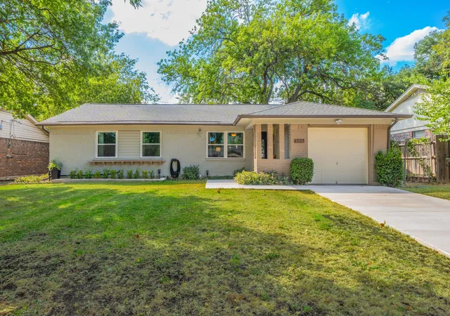 Photo 1 of Single family home for sale at 506 Dover Dr, Richardson, TX 75080 | MLS# 21402458 | Listing updated on 2026-10-04