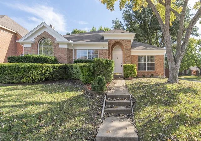 Photo 1 of Single family home for sale at 9701 Preston Vineyard Dr, Frisco, TX 75035 | MLS# 21402246 | Listing updated on 2026-10-06