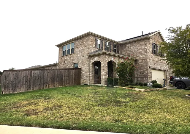 Photo 2 of Single family home for sale at 2736 Ryder Ln, Aubrey, TX 76227 | MLS# 21369915 | Listing updated on 2026-10-05
