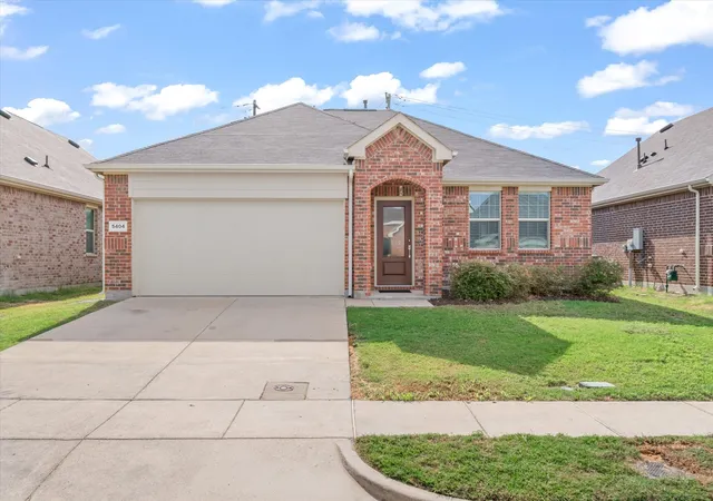 Photo 1 of Single family home for sale at 5404 Montrose Dr, Forney, TX 75126 | MLS# 21403106 | Listing updated on 2026-10-05