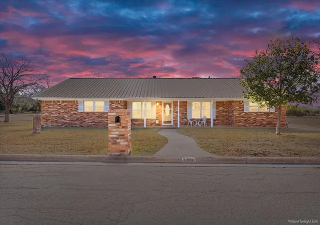 Photo 1 of Single family home for sale at 100 Sunny Ln, Gatesville, TX 76528 | MLS# 21392381 | Listing updated on 2026-10-05