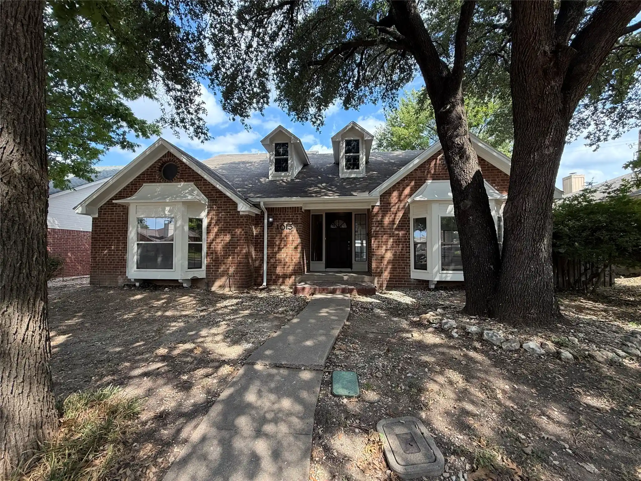 Photo 1 of Single family home for sale at 1015 Astaire Ave, Duncanville, TX 75137 | MLS# 21402544 | Listing updated on 2026-10-23