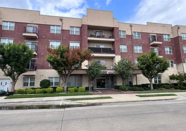 Photo 1 of Condo for sale at 1100 W Trinity Mills Rd #1015, Carrollton, TX 75006 | MLS# 21402672 | Listing updated on 2026-10-09