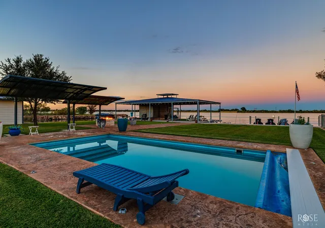 Photo 1 of Single family home for sale at 1938 S Concho Dr, San Angelo, TX 76904 | MLS# 21403333 | Listing updated on 2026-10-05