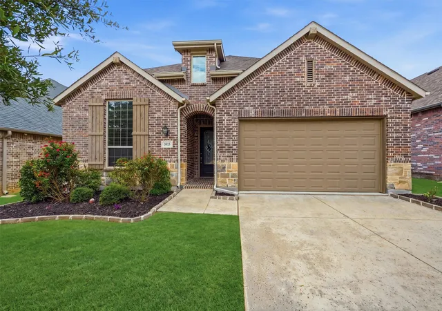 Photo 1 of Single family home for sale at 3813 Iron Ore Dr, Denison, TX 75020 | MLS# 21403369 | Listing updated on 2026-10-06