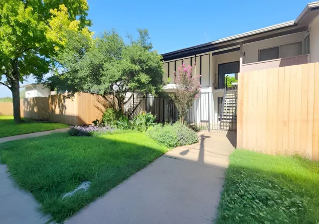 Photo 1 of Condo for sale at 2627 Douglas Ave #121, Dallas, TX 75219 | MLS# 21403393 | Listing updated on 2026-10-10