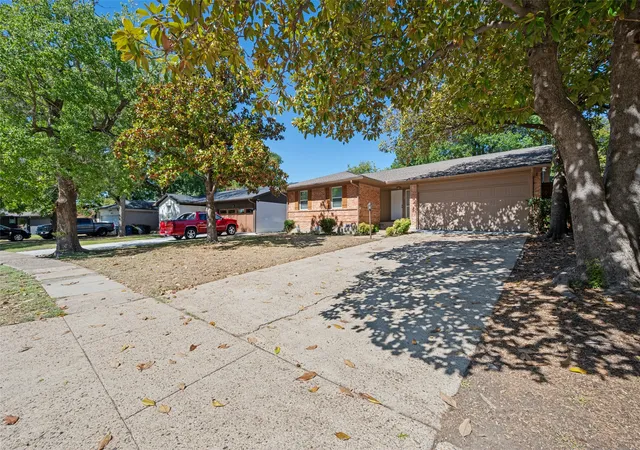 Photo 2 of Single family home for sale at 8819 Graywood Dr, Dallas, TX 75243 | MLS# 21402941 | Listing updated on 2026-10-06