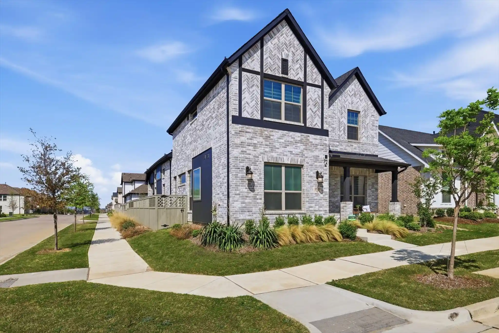 Photo 1 of Single family home for sale at 1520 Bonsmara Dr, Justin, TX 76247 | MLS# 21403511 | Listing updated on 2026-10-17