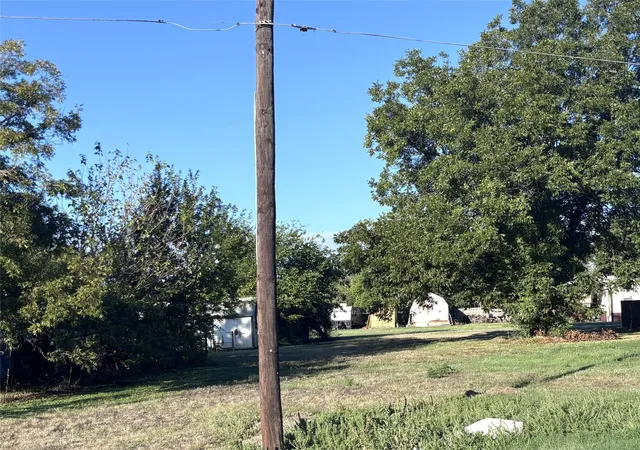 Photo 2 of Land for sale at 201 N Cleburne Whitney Rd, Rio Vista, TX 76093 | MLS# 21398315 | Listing updated on 2026-10-05