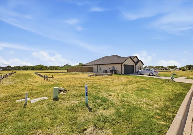 Photo 1 of Land for sale at 701 Greyson Ln, Greenville, TX 75402 | MLS# 21403545 | Listing updated on 2026-10-09
