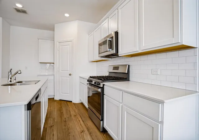 Photo 3 of Single family home for sale at 1105 Mahogany Ln, Princeton, TX 75407 | MLS# 21400347 | Listing updated on 2026-10-08