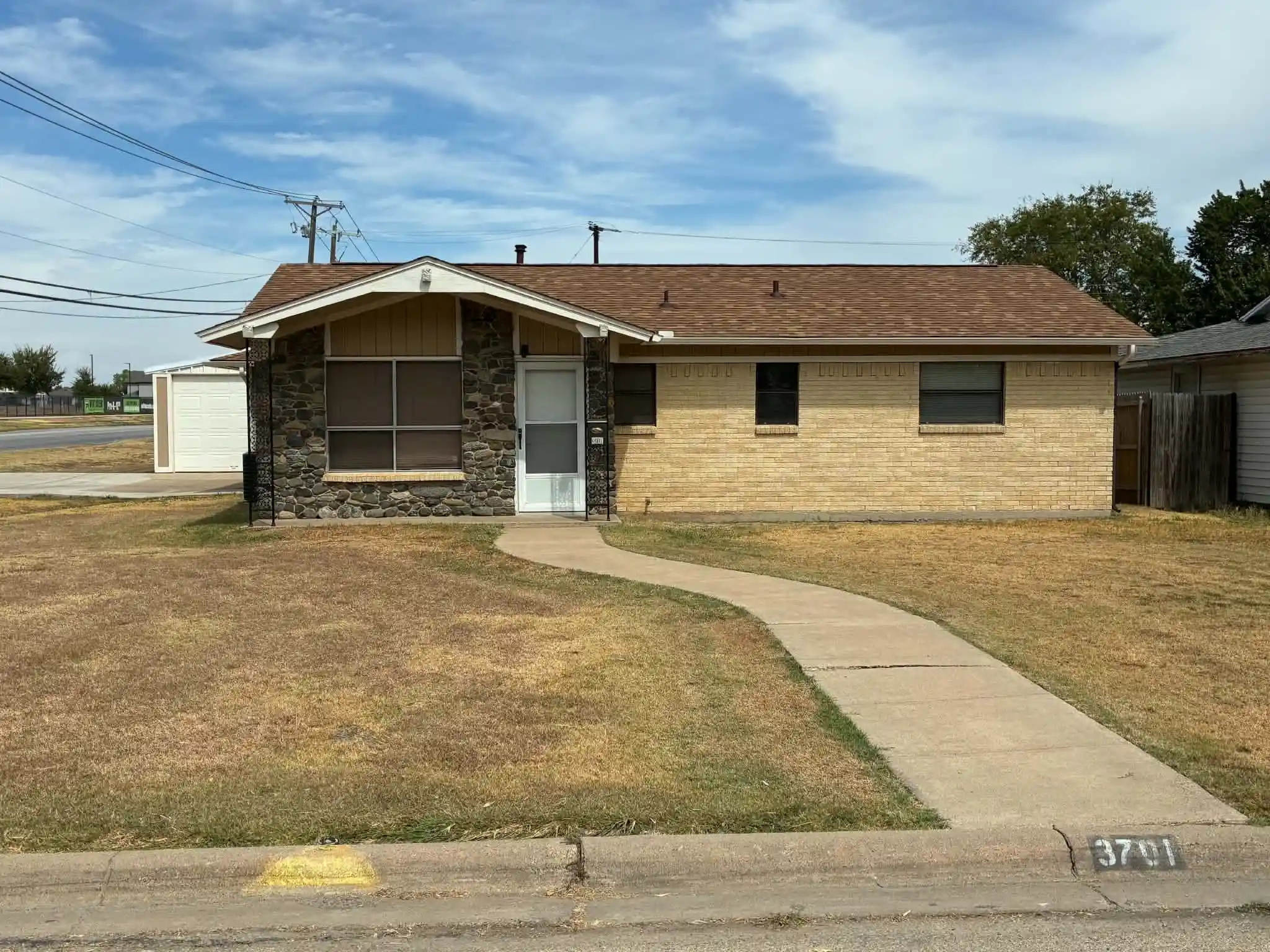 Photo 1 of Single family home for sale at 3701 Bluebell Dr, Fort Worth, TX 76140 | MLS# 21394890 | Listing updated on 2026-10-23