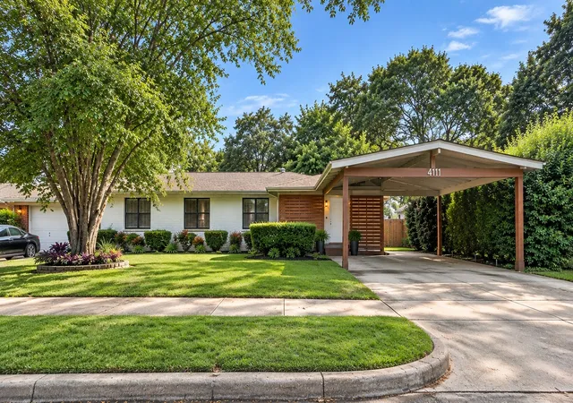 Photo 1 of Single family home for sale at 4111 Vanette Ln, Dallas, TX 75216 | MLS# 21403541 | Listing updated on 2026-10-05
