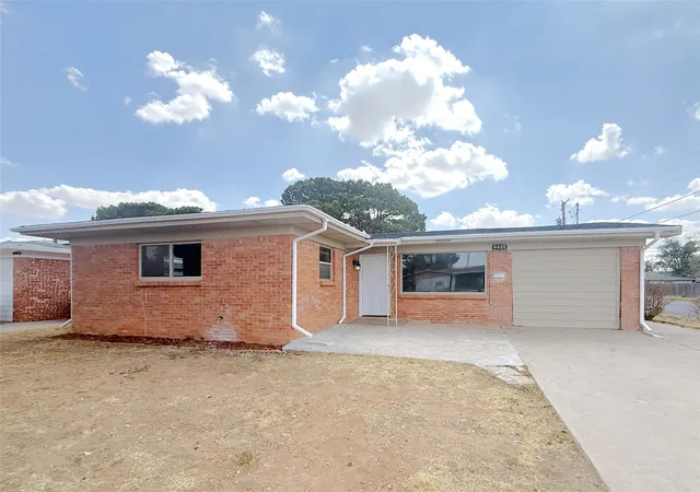 Photo 1 of Single family home for sale at 4629 Versailles Dr, Midland, TX 79703 | MLS# 21403629 | Listing updated on 2026-10-05